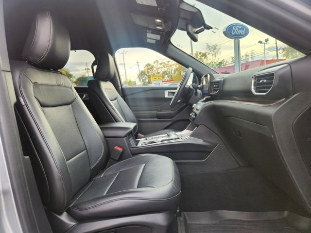 Used 2020 Ford Explorer Limited image 13