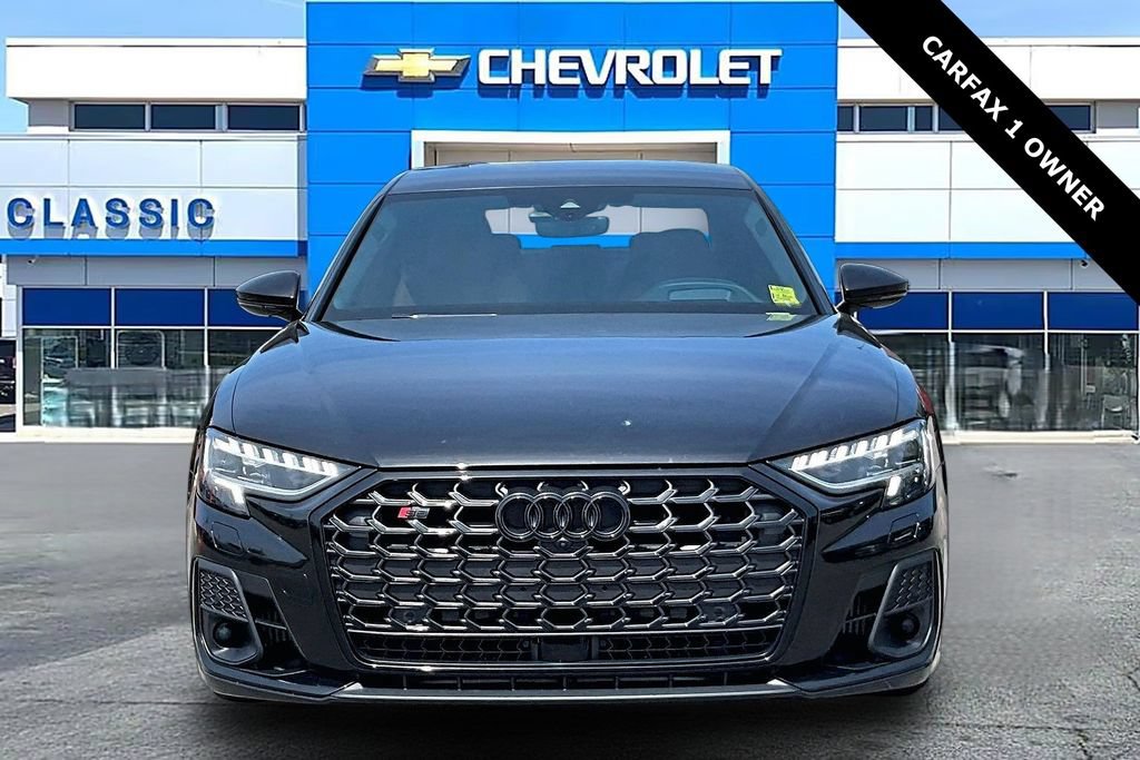 Used 2023 Audi S8 AWD/4WD image 17
