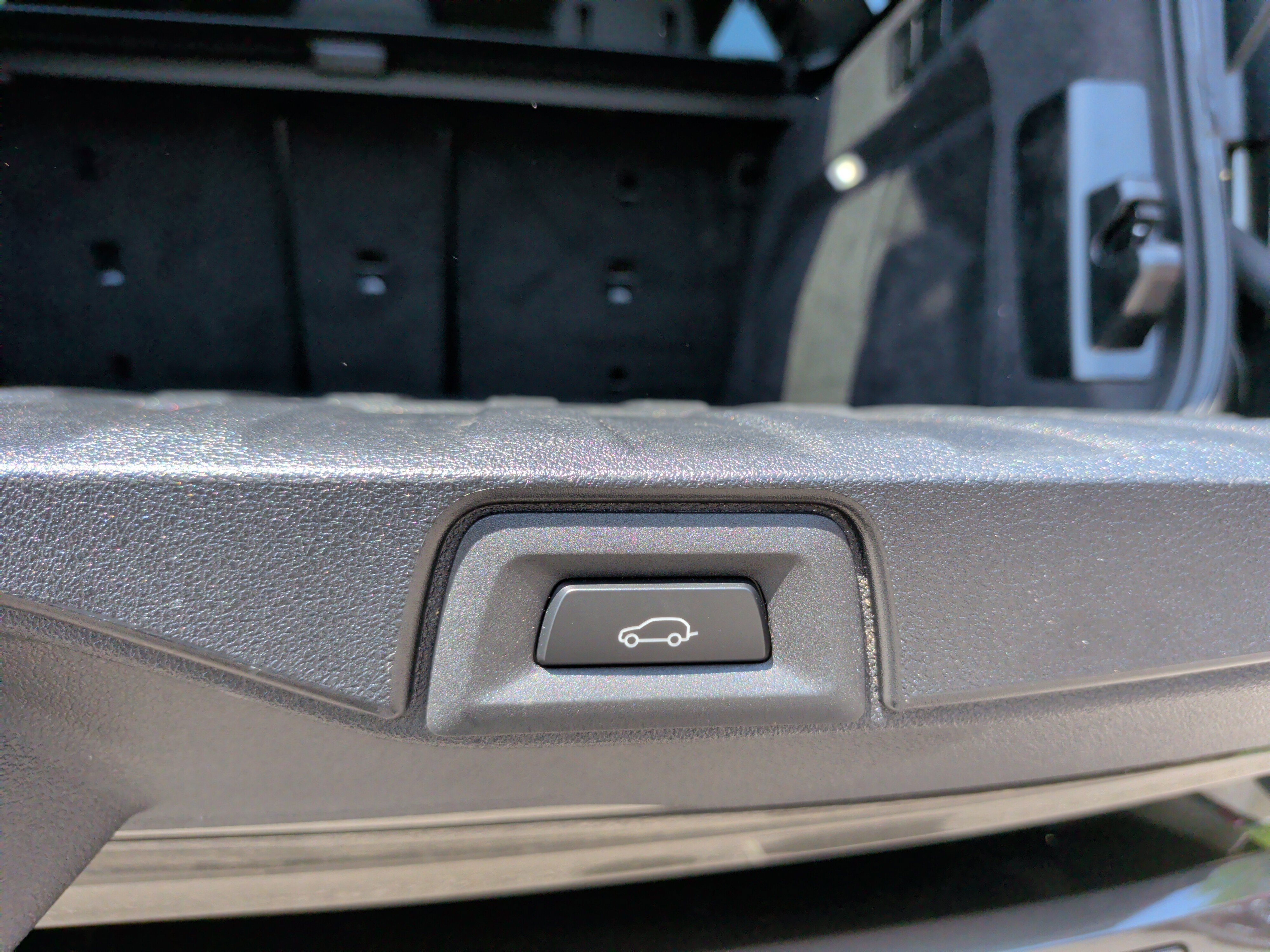 Certified 2024 BMW X5 M60i w/ Executive Package image 40