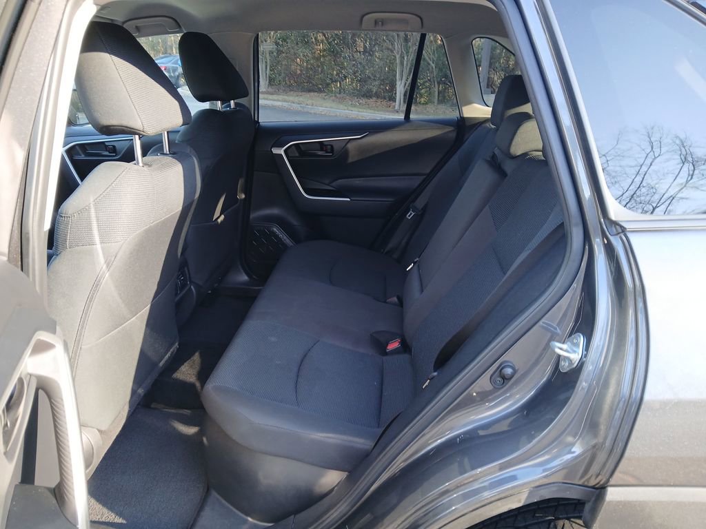 Used 2024 Toyota RAV4 LE image 22