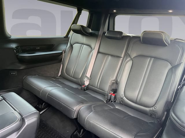 Used 2024 Jeep Grand Wagoneer L Series II w/ Quick Order Packagew 28T AWD/4WD image 16