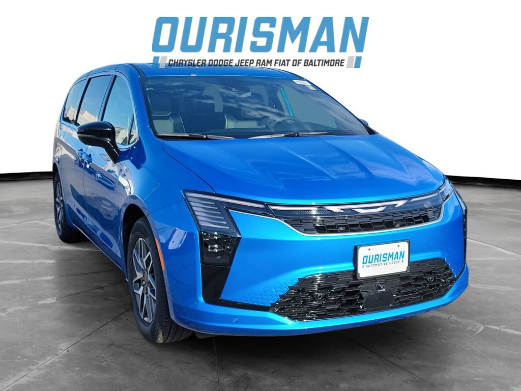 New 2027 Chrysler Pacifica Limited FWD image 1
