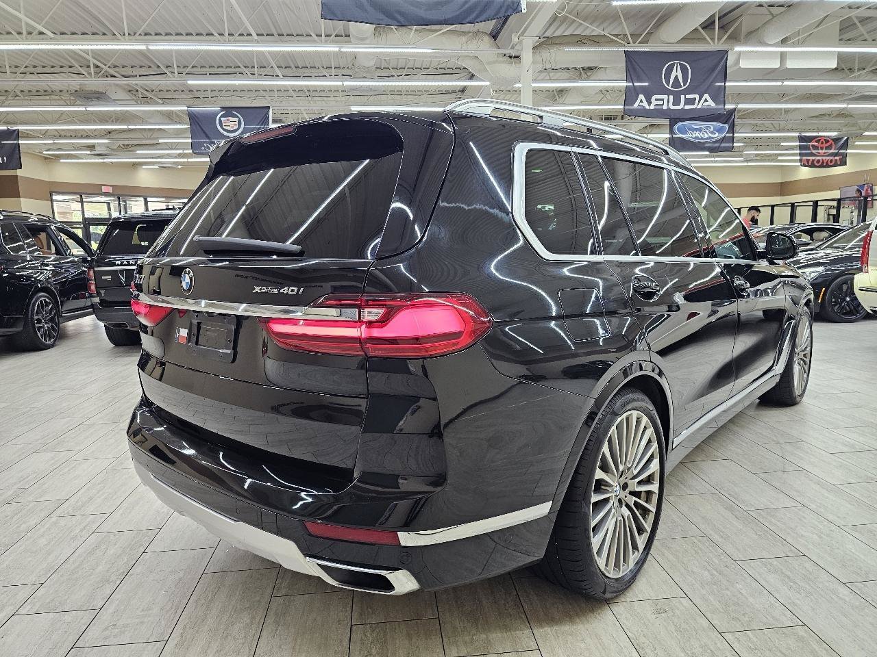 Used 2020 BMW X7 xDrive40i w/ Premium Package AWD/4WD image 6