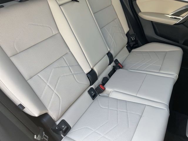 Used 2025 BMW X1 xDrive28i w/ Technology Package image 13