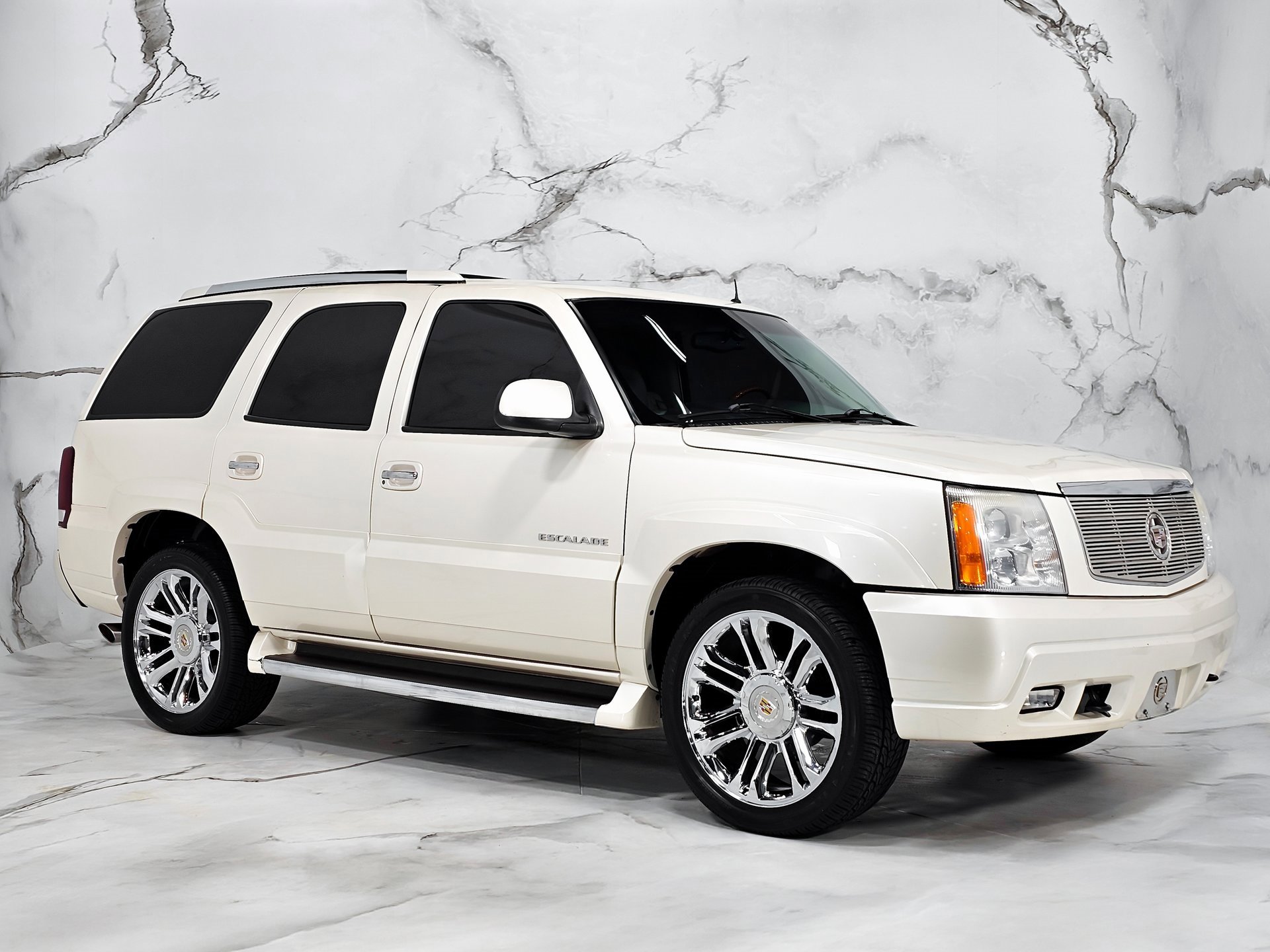 Used 2002 Cadillac Escalade AWD image 32