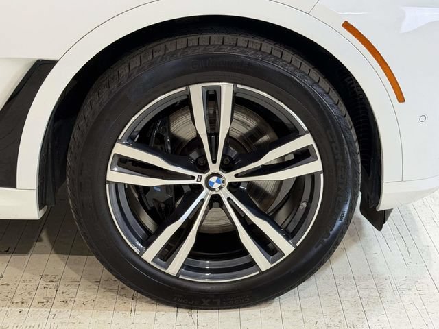 Used 2024 BMW X7 xDrive40i w/ Executive Package AWD/4WD image 14