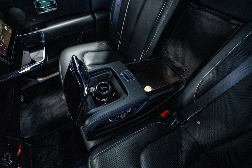 Used 2022 Rolls-Royce Ghost image 59
