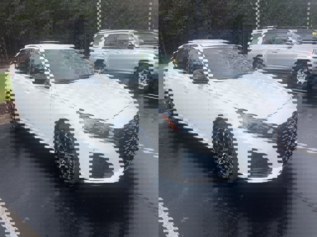 Used 2023 Nissan Altima 2.5 SR image 2