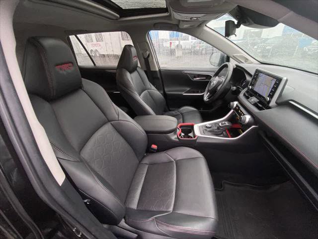 Certified 2021 Toyota RAV4 TRD Off-Road image 25