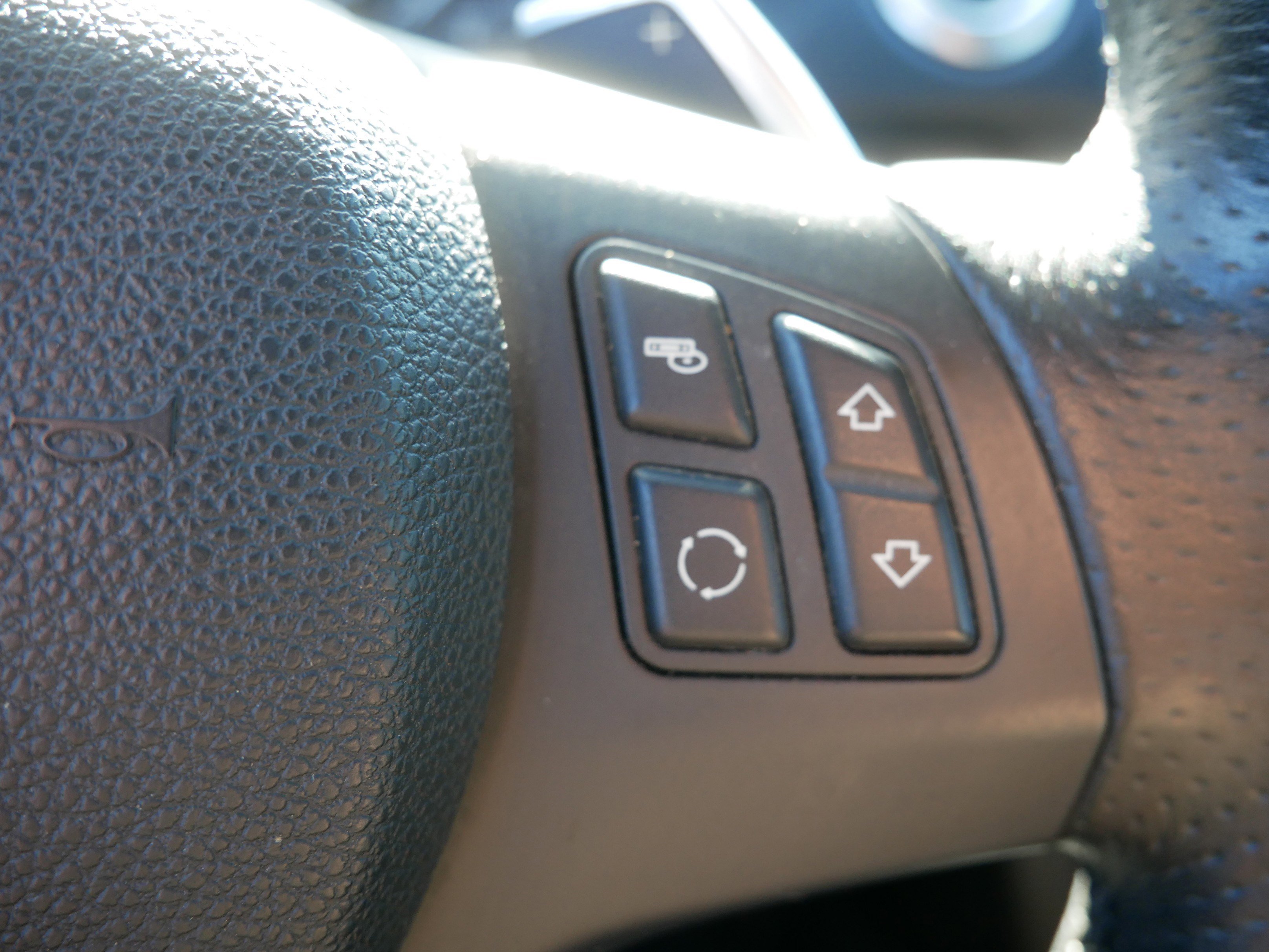 Used 2011 BMW 135i Convertible image 29