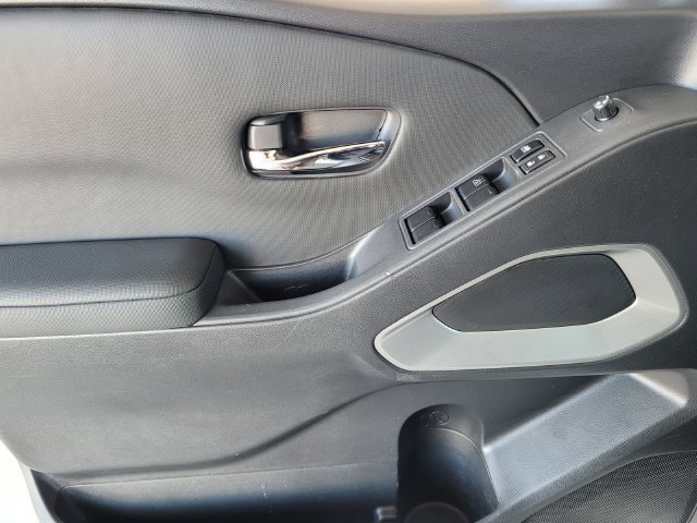 Used 2024 Nissan Frontier SV AWD/4WD image 18