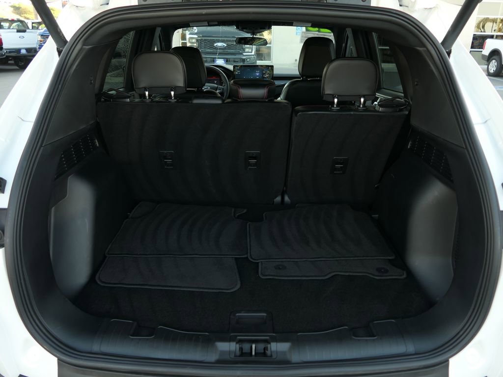 Used 2025 Ford Escape ST-Line w/ Equipment Group 301A FWD image 22
