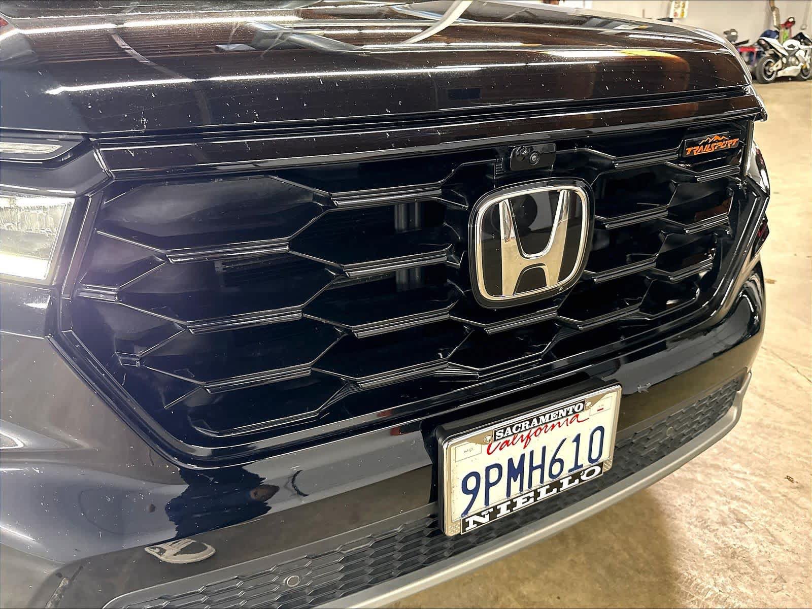 Used 2025 Honda Pilot TrailSport image 31