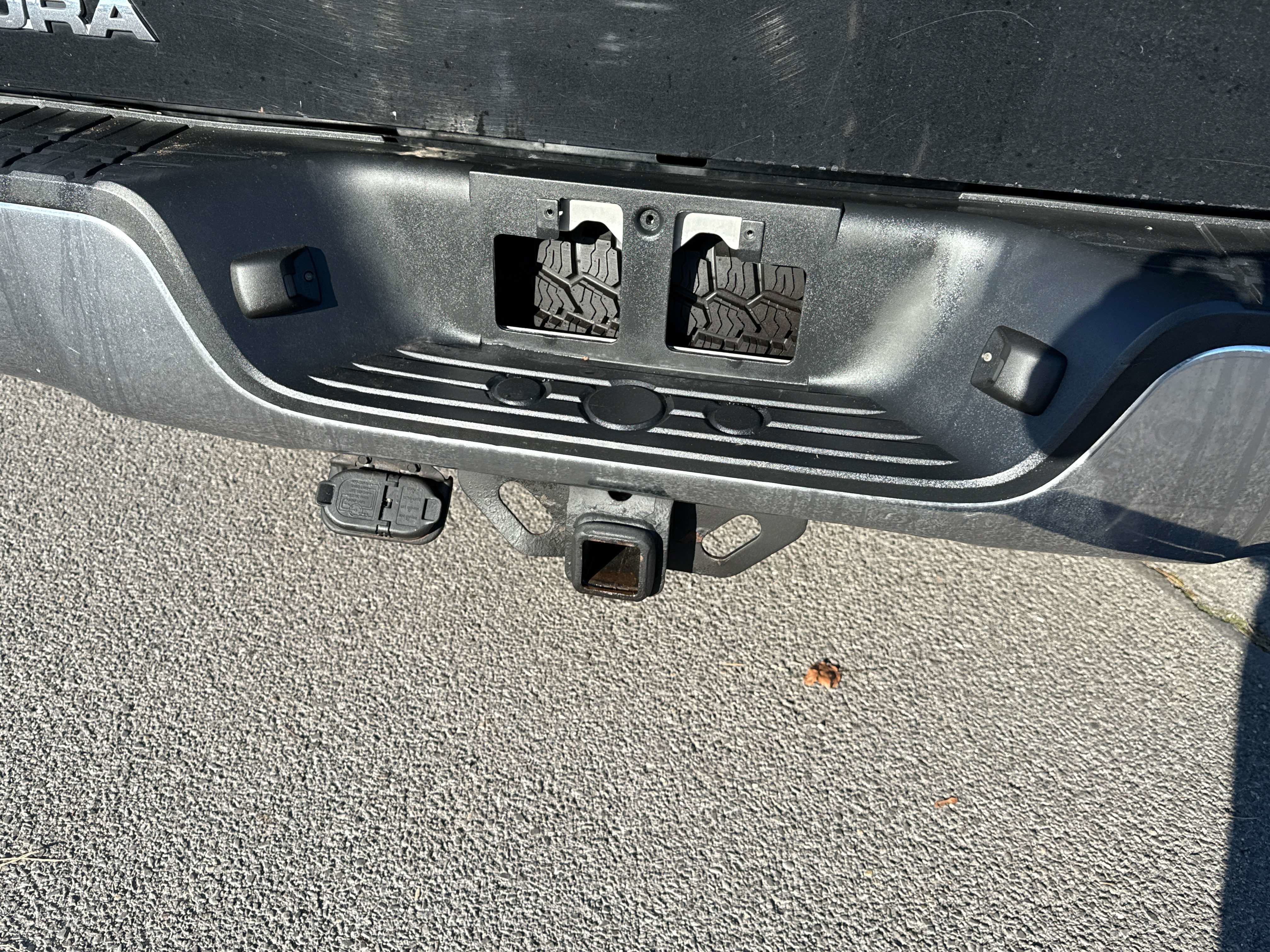 Used 2010 Toyota Tundra 4x4 Double Cab image 14