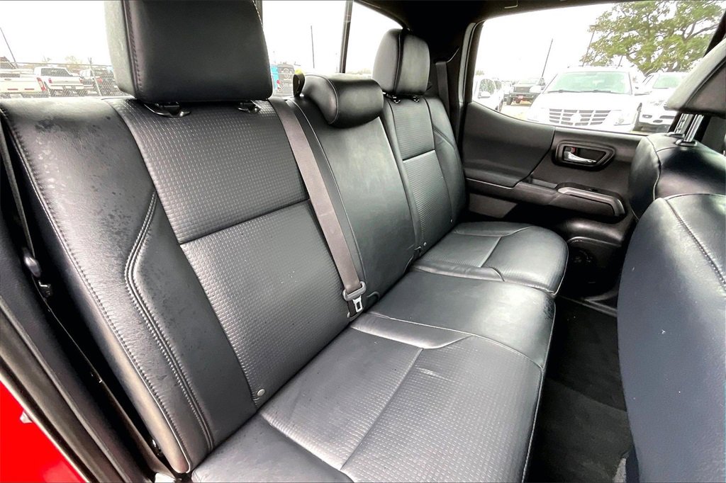 Used 2021 Toyota Tacoma TRD Off-Road w/ TRD Premium Off Road Package image 22