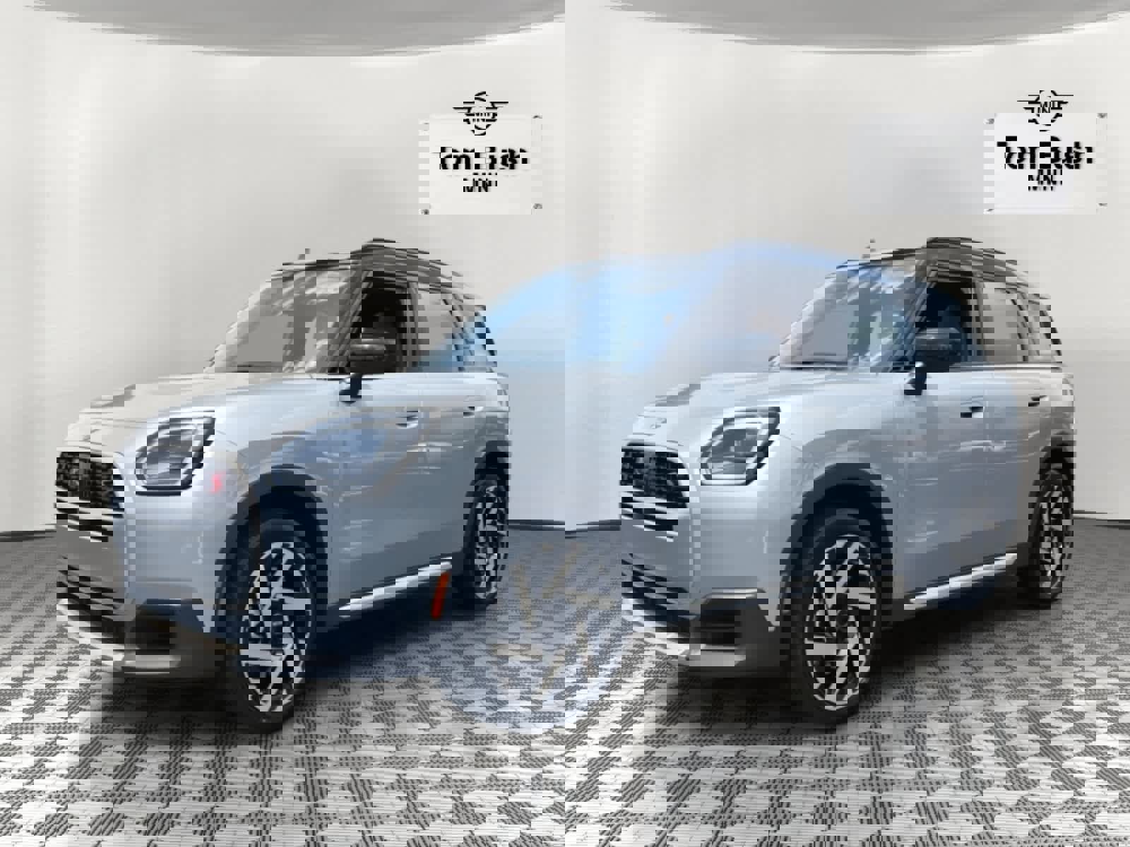 Used 2025 MINI Cooper Countryman S image 2