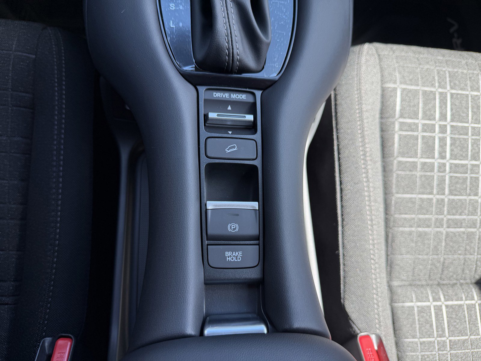 New 2026 Honda HR-V LX image 31