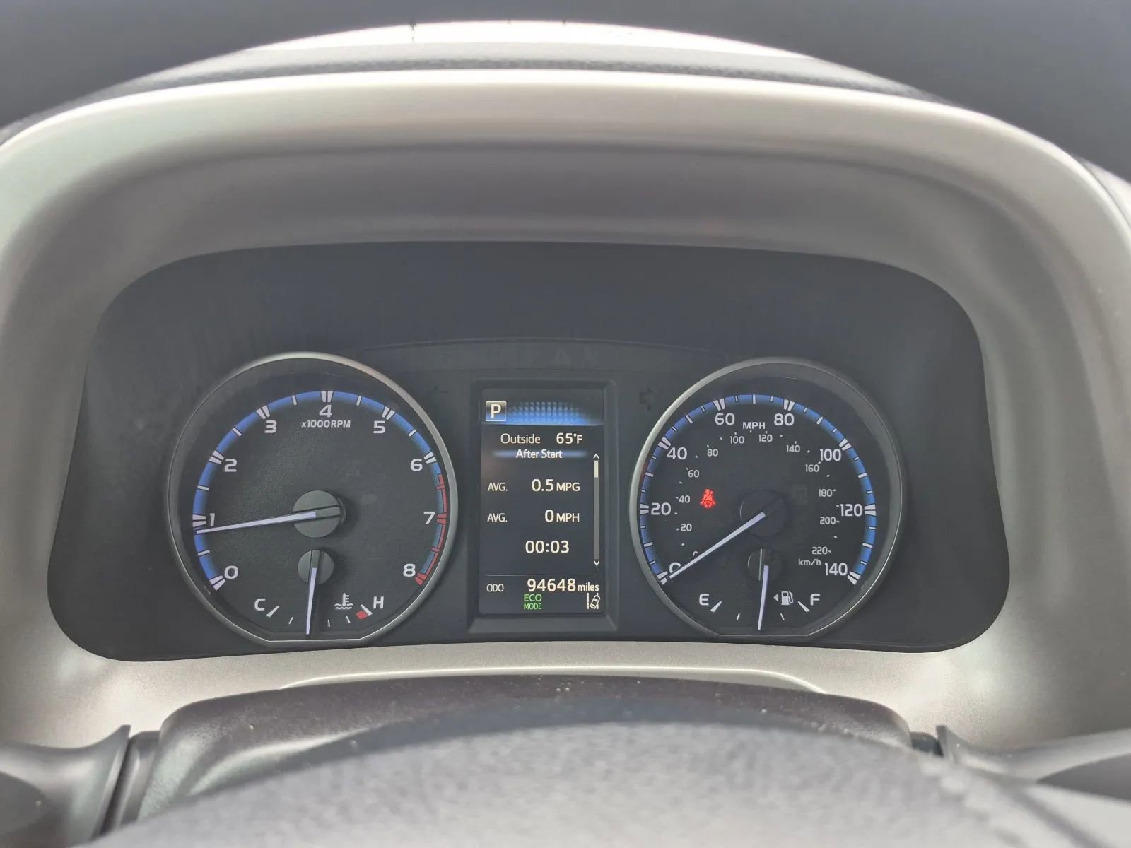 Used 2018 Toyota RAV4 LE FWD image 26