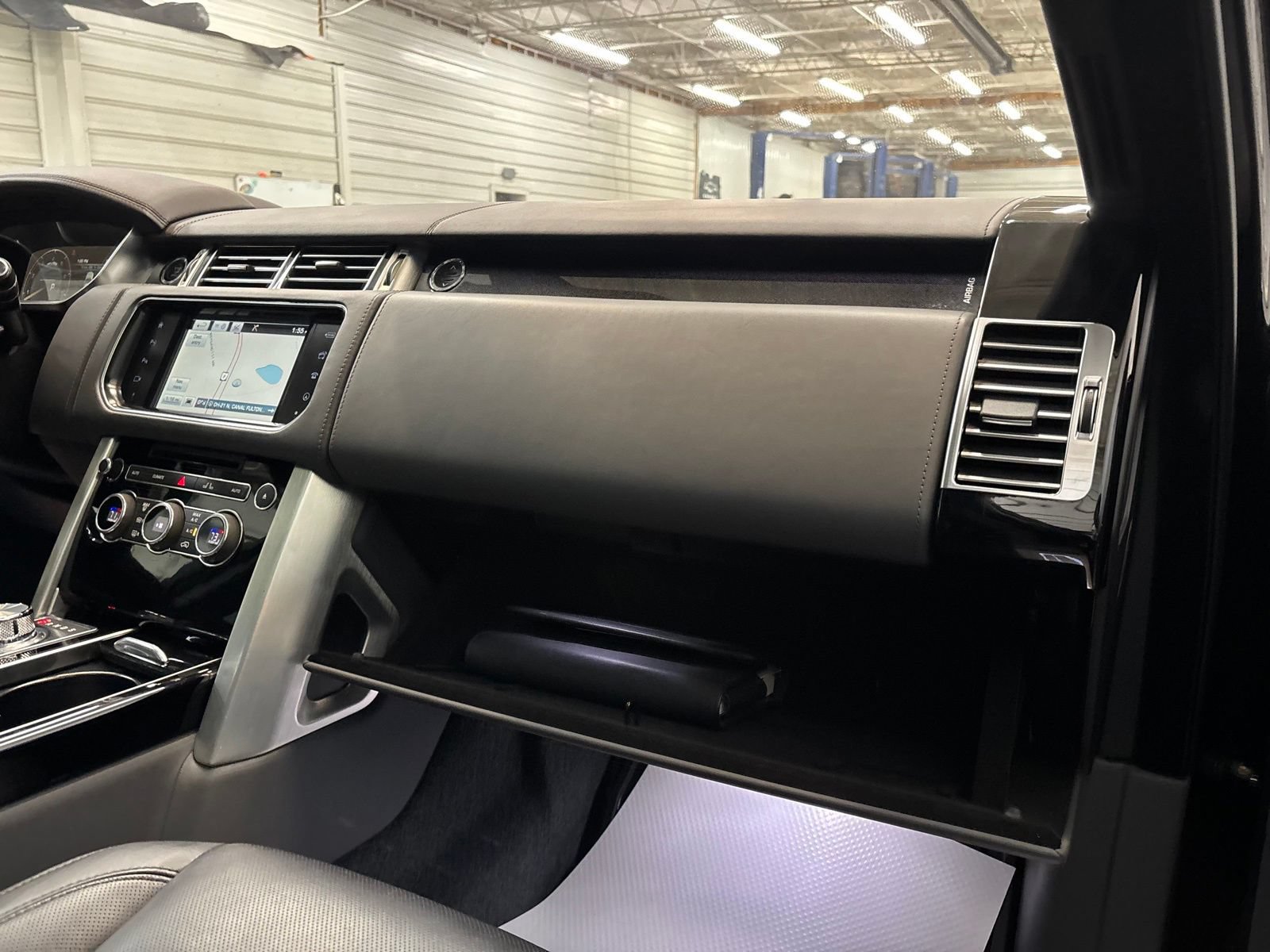Used 2016 Land Rover Range Rover LWB SV Autobiography AWD/4WD image 30