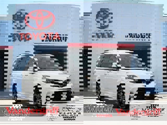 Used 2018 Toyota Sienna SE