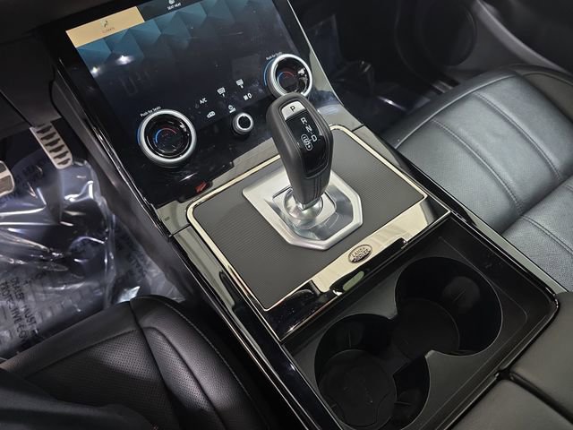 Used 2023 Land Rover Range Rover Evoque R-Dynamic SE image 25