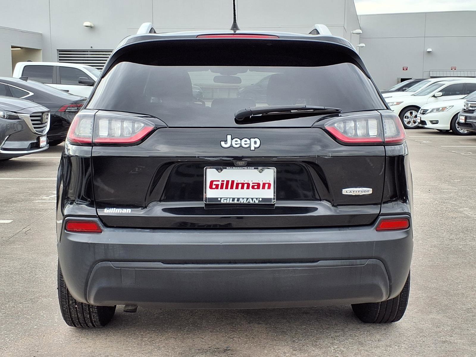 Used 2019 Jeep Cherokee Latitude w/ Popular Appearance Group FWD image 23