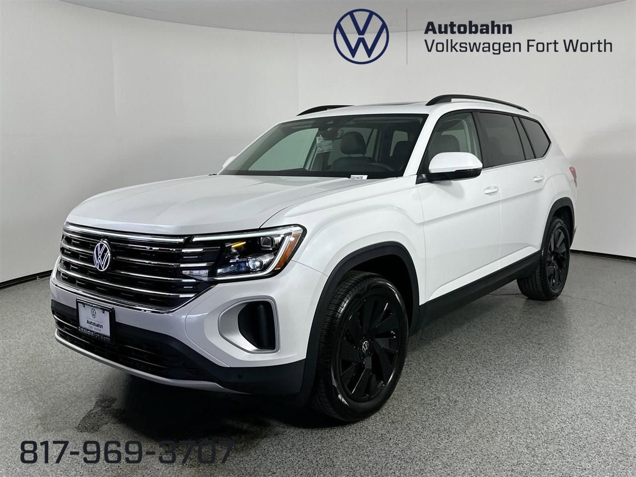 New 2026 Volkswagen Atlas SE