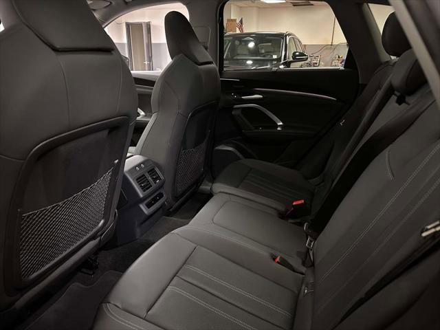 Used 2025 Audi Q5 Premium w/ Premium Plus AWD/4WD image 16