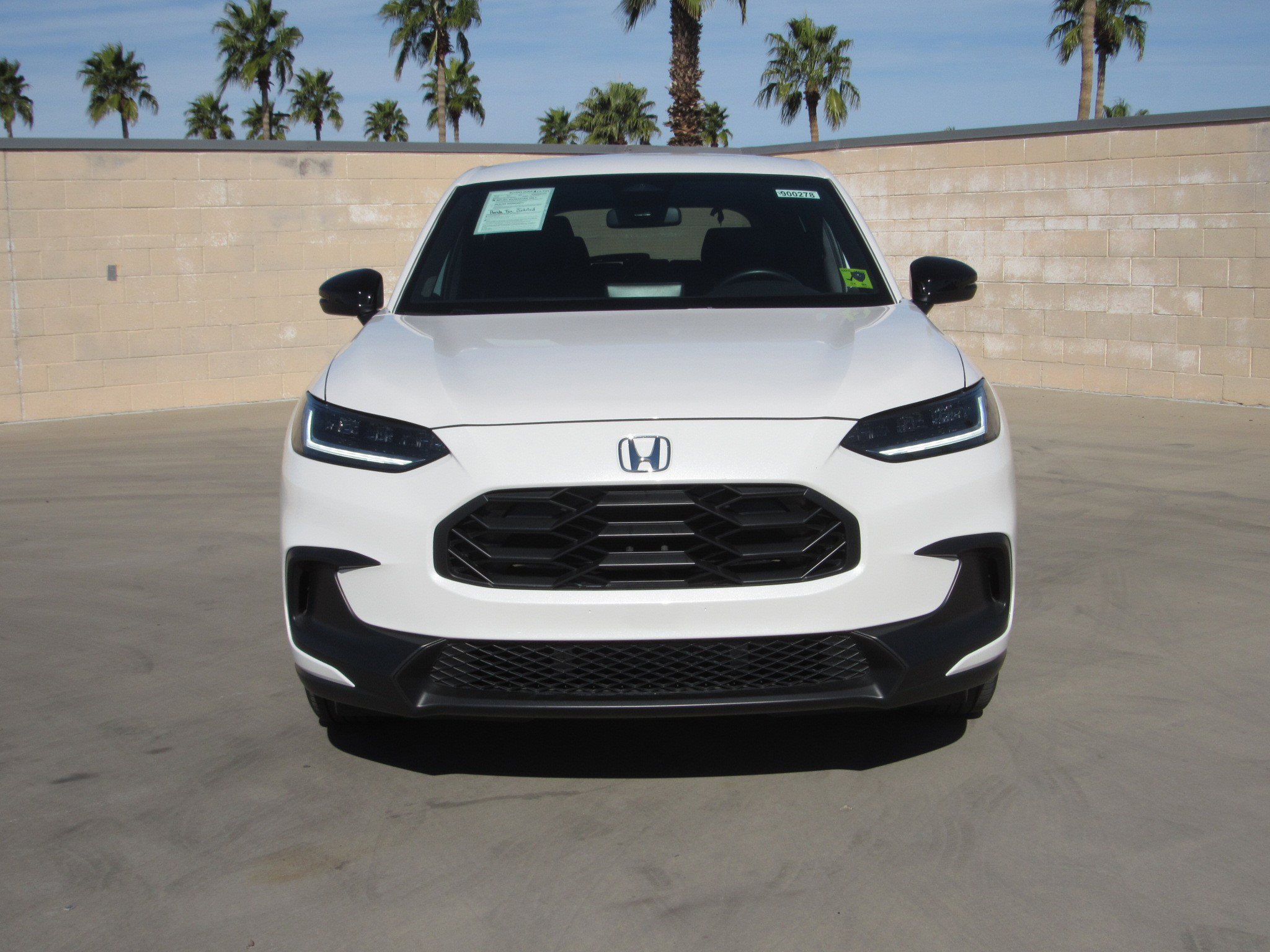 Used 2025 Honda HR-V Sport image 3