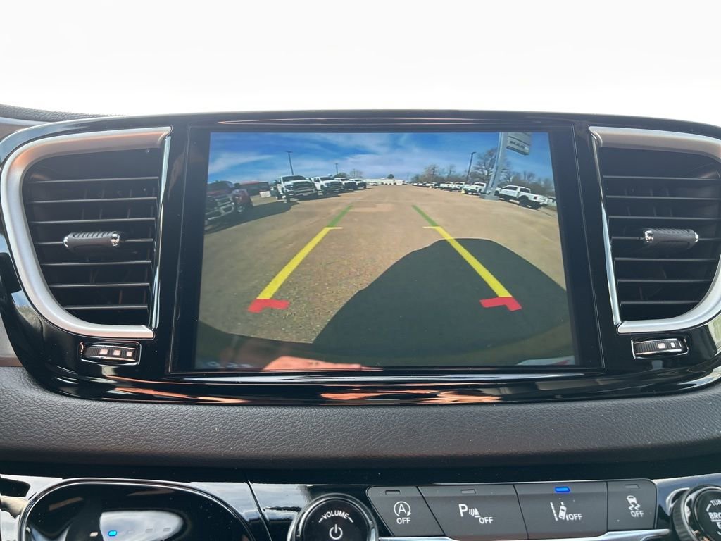 New 2026 Chrysler Voyager LX image 15