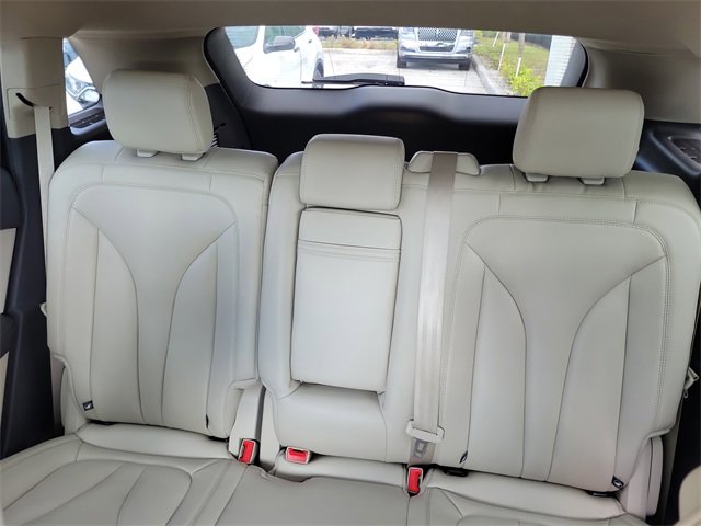 Used 2020 Lincoln Nautilus FWD image 12