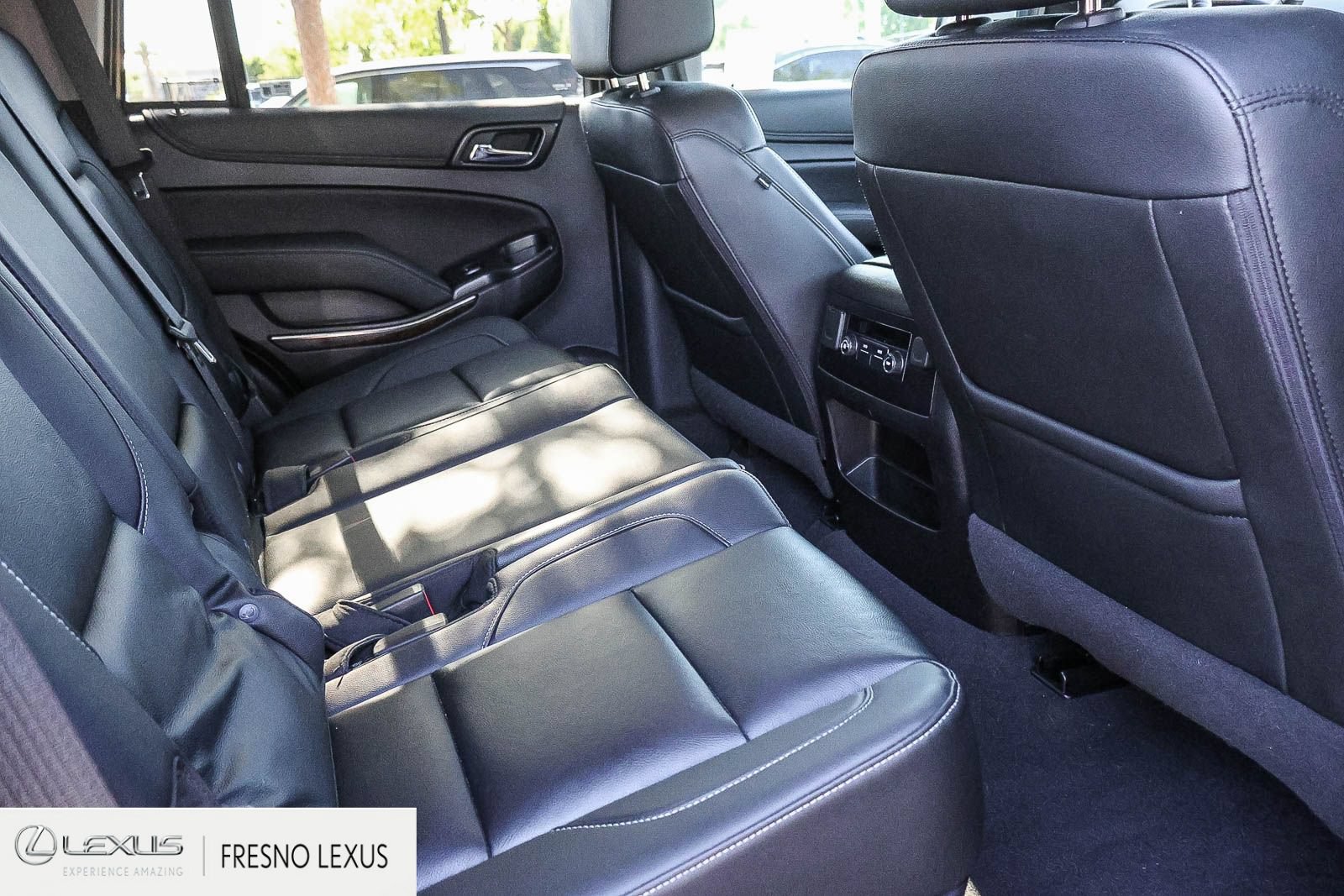 Used 2019 Chevrolet Tahoe LT w/ LT Midnight Edition RWD image 13