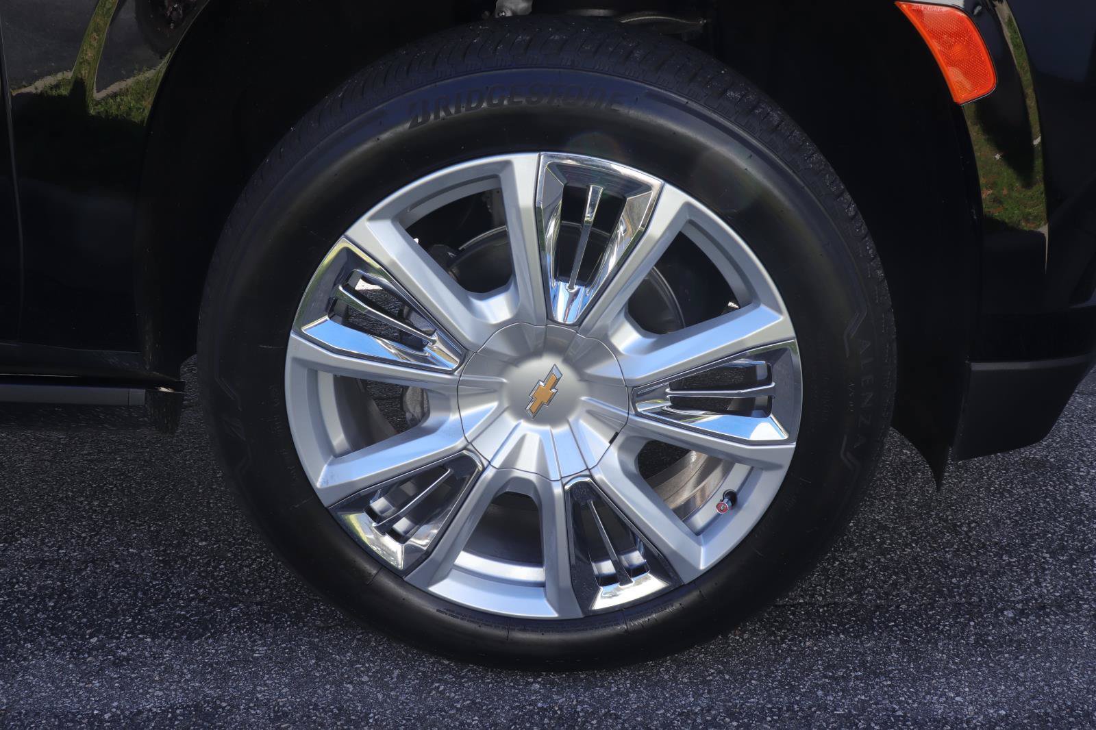 Used 2024 Chevrolet Tahoe High Country AWD/4WD image 47
