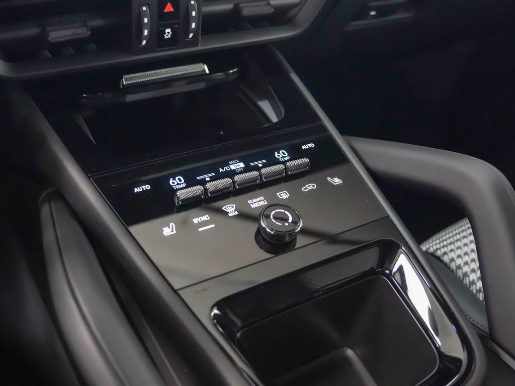 Certified 2025 Porsche Cayenne GTS image 29