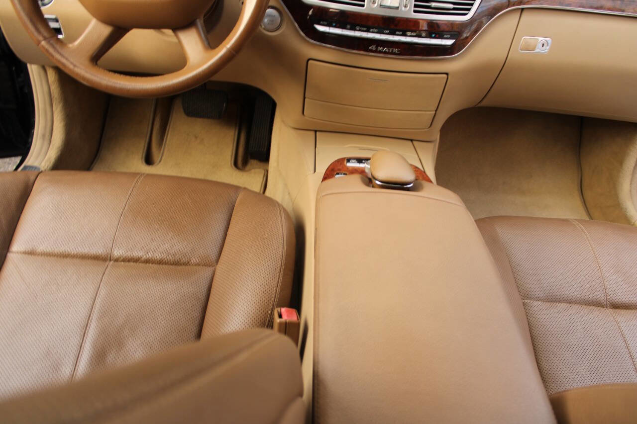 Used 2008 Mercedes-Benz S 550 4MATIC image 27