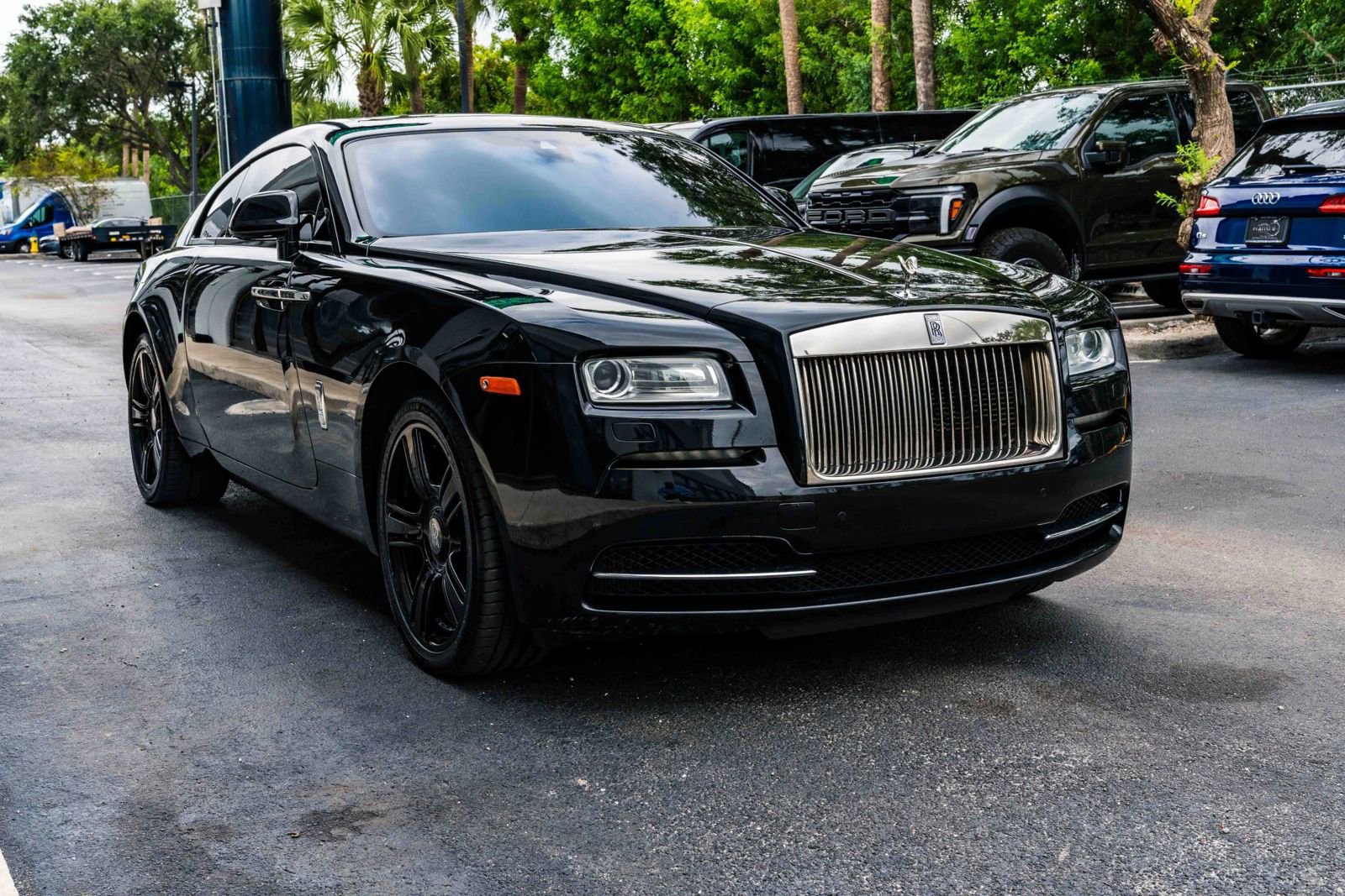 Used 2015 Rolls-Royce Wraith RWD image 2