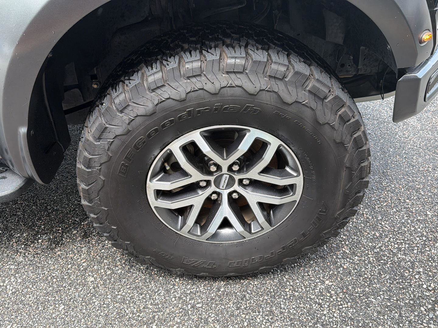 Used 2018 Ford F150 Raptor w/ Equipment Group 802A Luxury AWD/4WD image 46