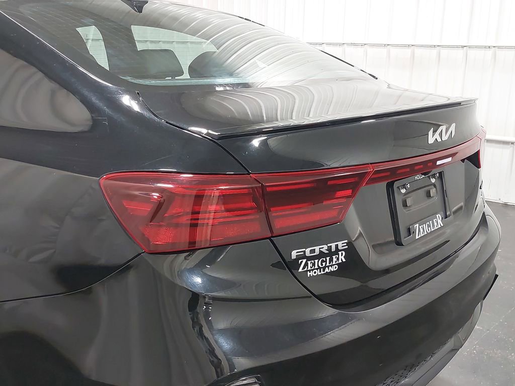 Used 2022 Kia Forte GT-Line image 34