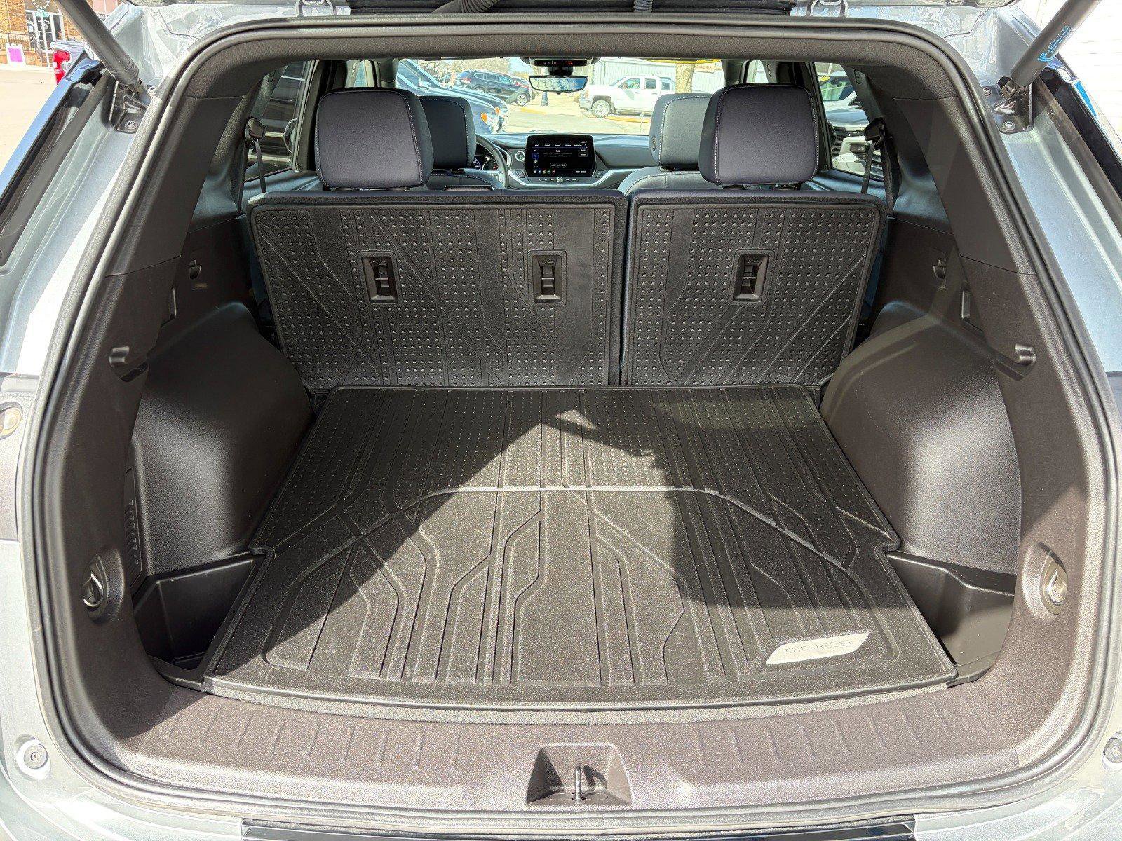 Used 2024 Chevrolet Blazer RS w/ Driver Confidence II Package AWD/4WD image 22