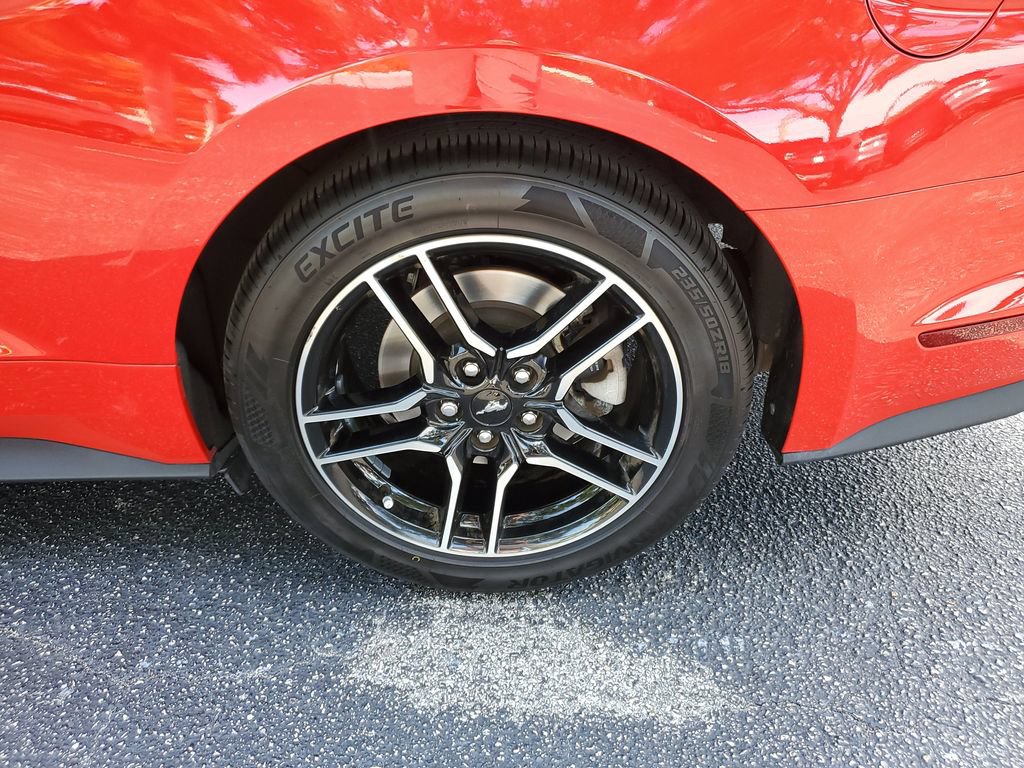 Used 2022 Ford Mustang Premium RWD image 8