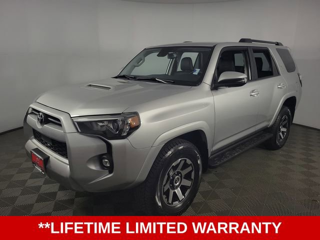 Used 2024 Toyota 4Runner TRD Off-Road Premium image 3
