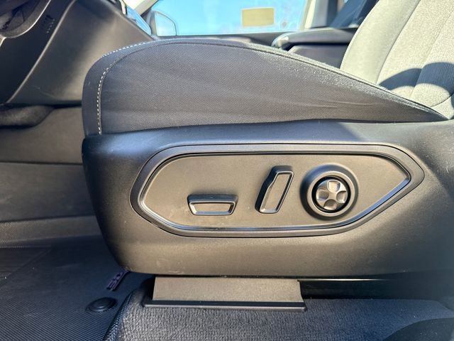 Used 2023 Jeep Grand Cherokee L Laredo w/ Luxury Tech Group I AWD/4WD image 38