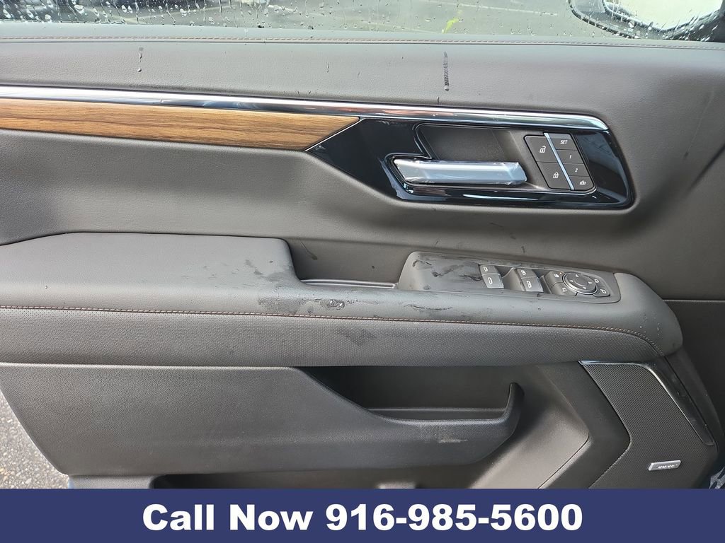 New 2026 Chevrolet Suburban High Country image 27