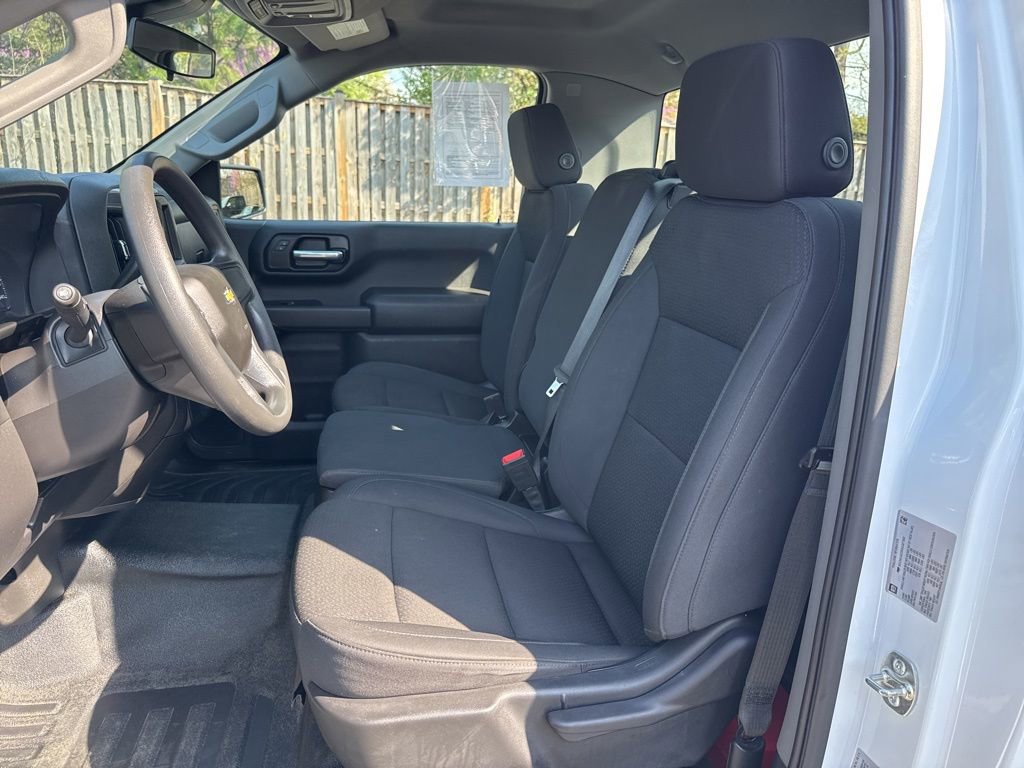 Used 2025 Chevrolet Silverado 1500 W/T image 15