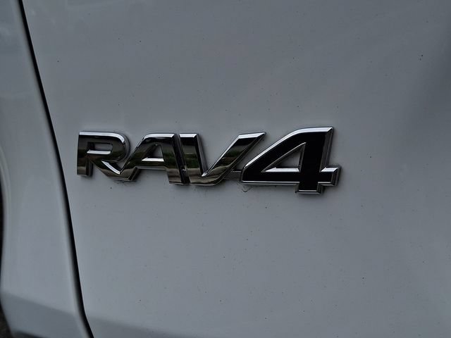Used 2024 Toyota RAV4 XLE AWD/4WD image 25