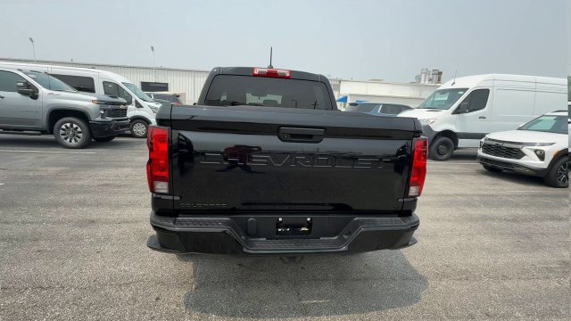 Used 2023 Chevrolet Colorado LT AWD/4WD image 7