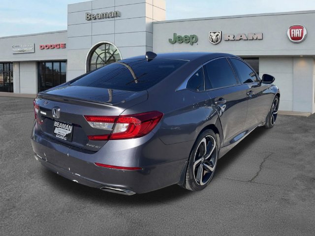 Used 2019 Honda Accord Sport image 3