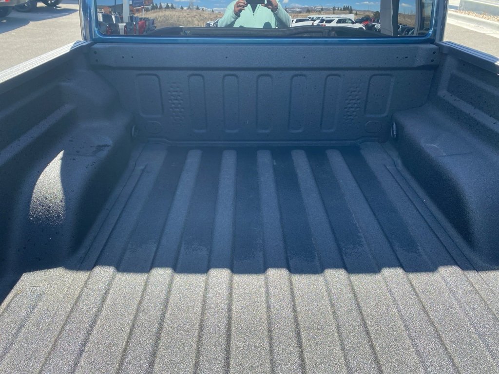 New 2025 Jeep Gladiator Sport image 8