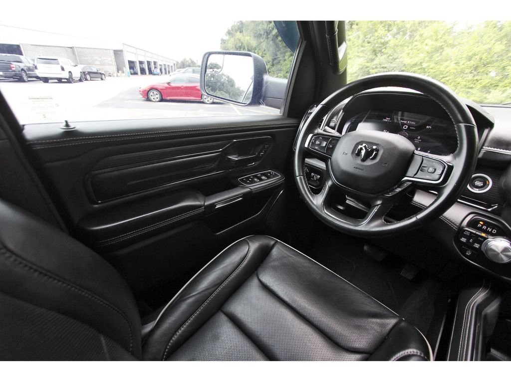 Used 2023 RAM 1500 Limited w/ Body Color Bumper Group AWD/4WD image 7