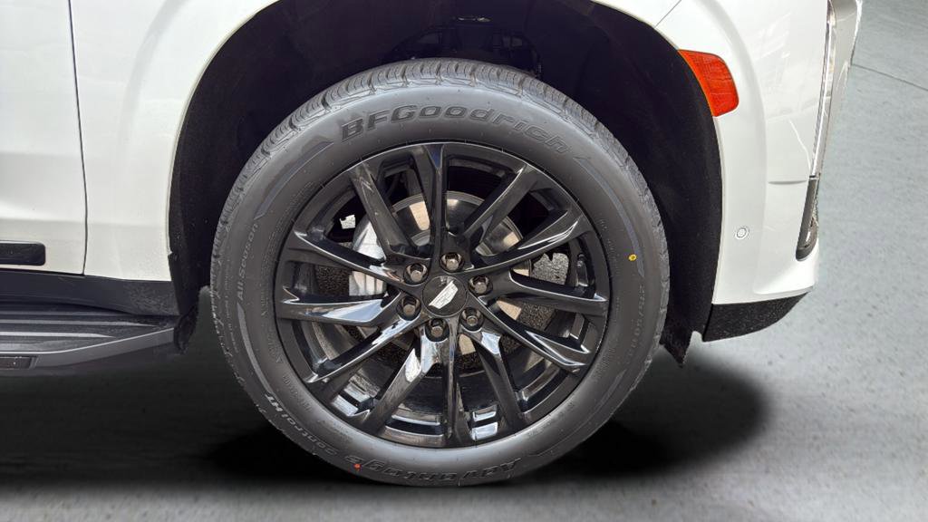 Used 2024 Cadillac Escalade Sport w/ LPO, ONYX Package image 14